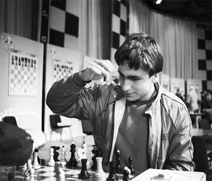Both players in their prime, could Vassily Ivanchuk defeat Bobby