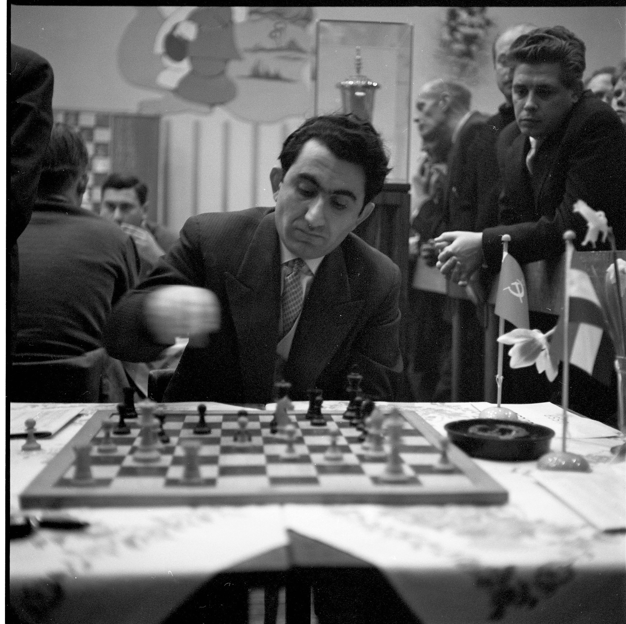 Amazing Chess Game, Boris Spassky vs Tigran Petrosian