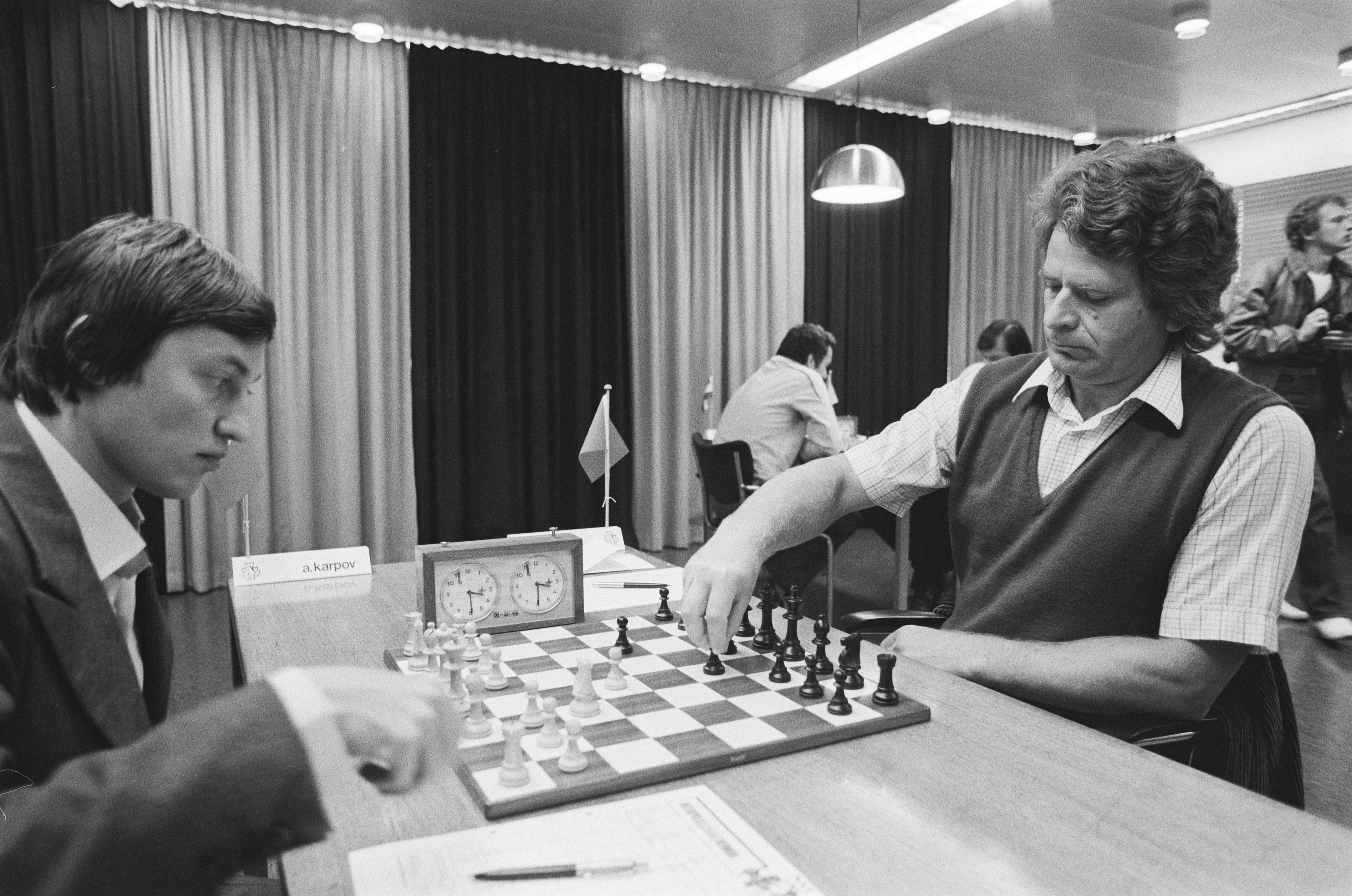 Anatoly Karpov's 'Selected Games 1969-1977' & '100 Victorious