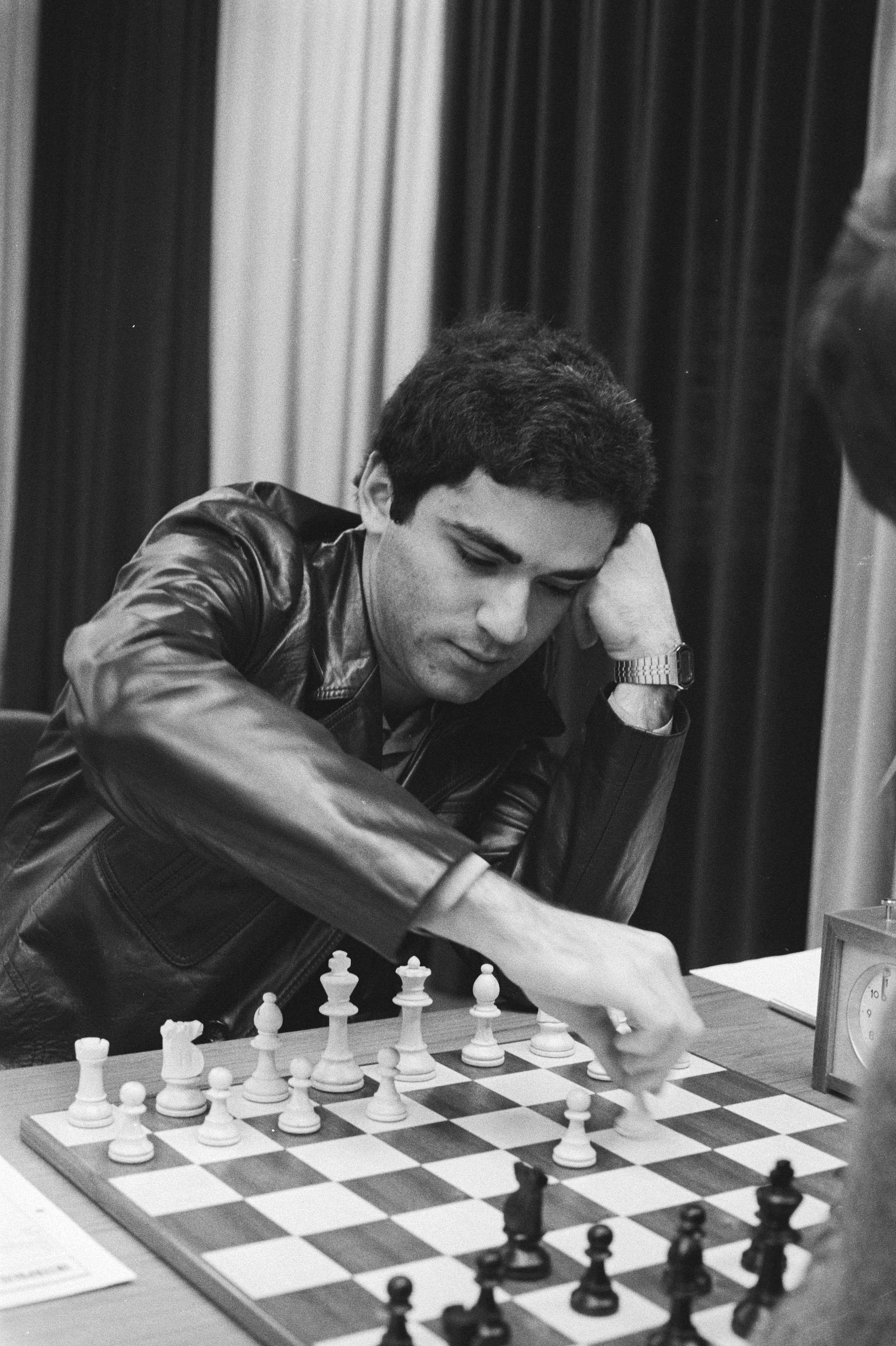 Garry Kasparov, Chess Wiki
